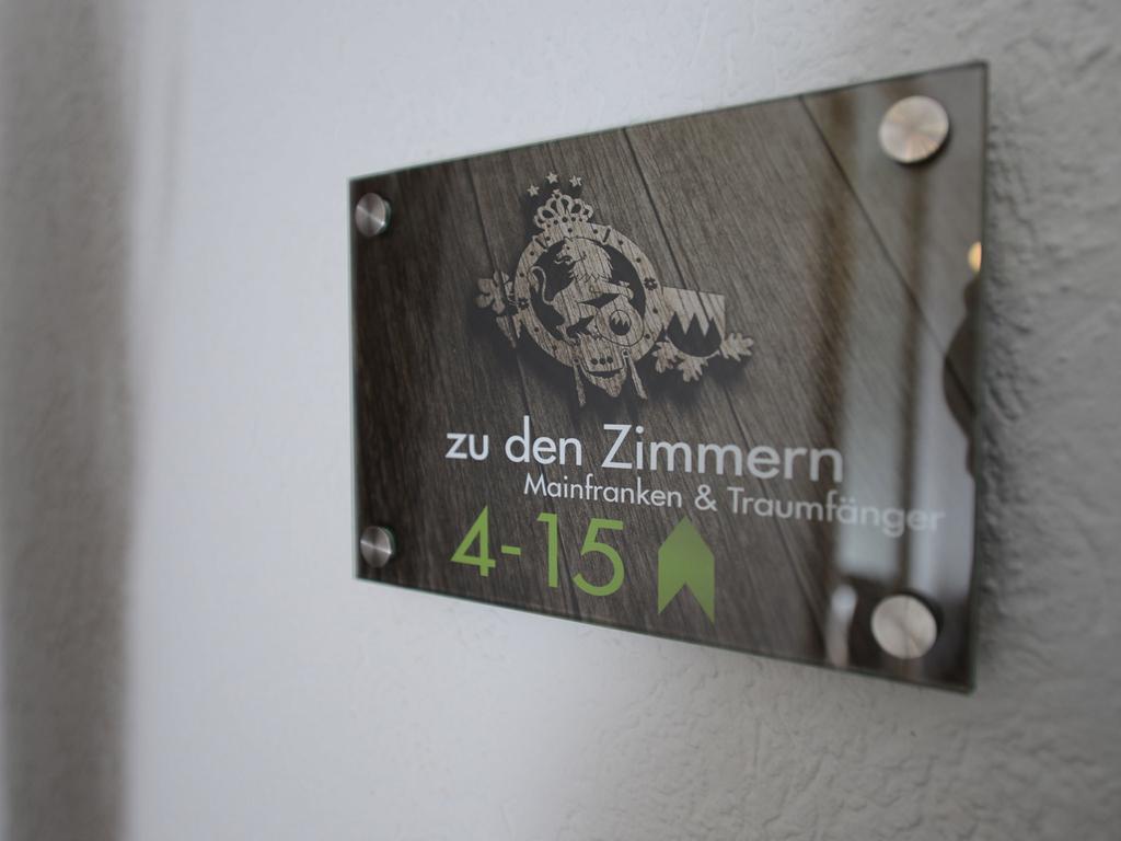 Land-Gut Hotel Zum Loewen Garni มาร์คทายเดินเฟลด์ ภายนอก รูปภาพ
